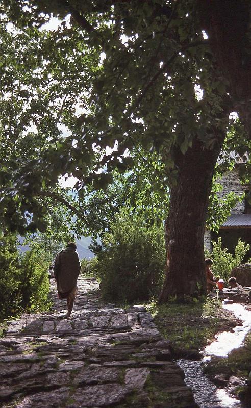WT 1000 181-38 Nepal.jpg